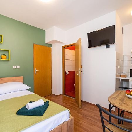 Studio And Rooms Zadar City Wall Luaran gambar