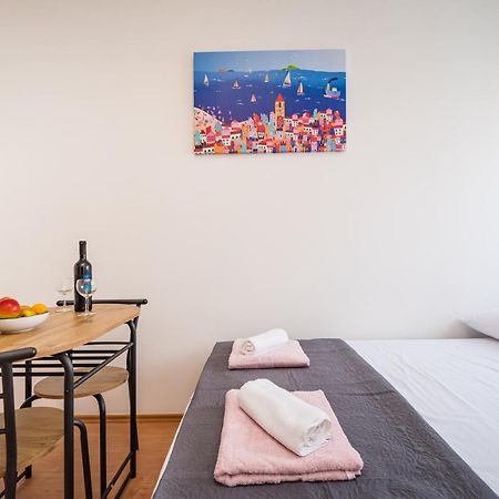 Studio And Rooms Zadar City Wall Luaran gambar