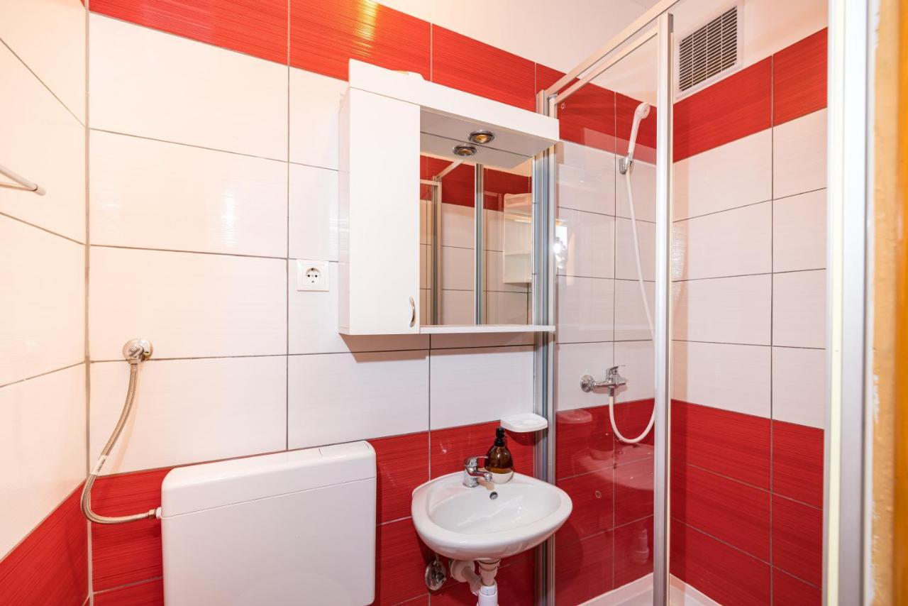 Studio And Rooms Zadar City Wall Luaran gambar