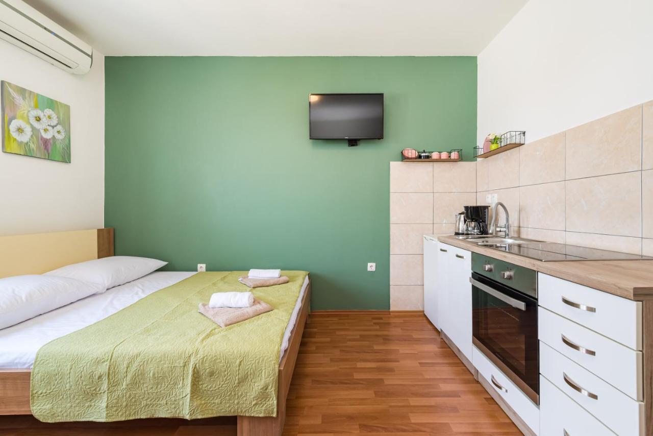 Studio And Rooms Zadar City Wall Luaran gambar
