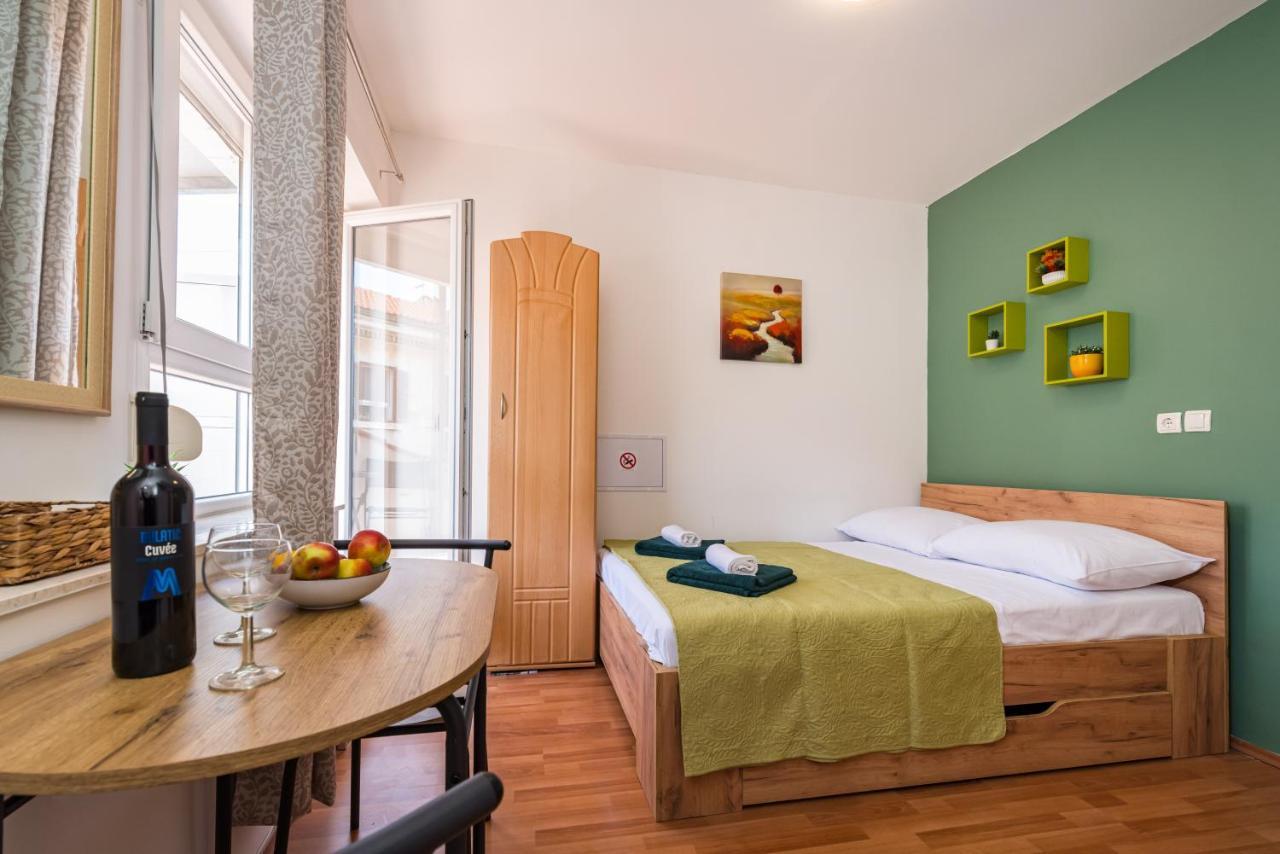 Studio And Rooms Zadar City Wall Luaran gambar